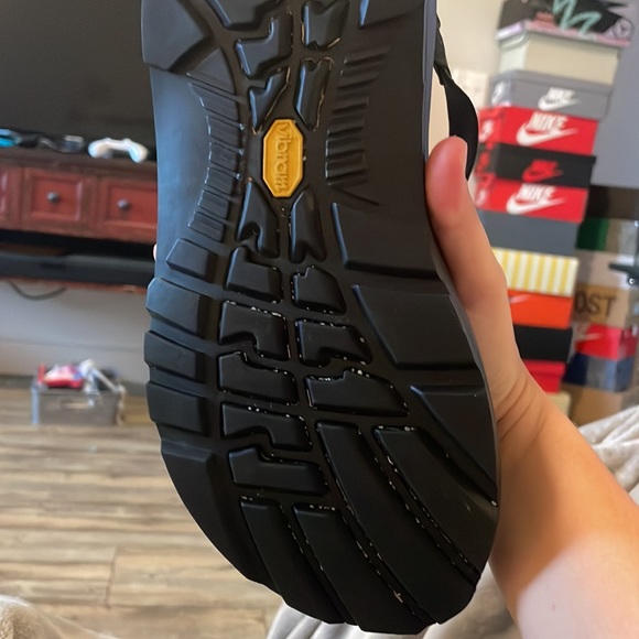 Men’s Chacos sandals